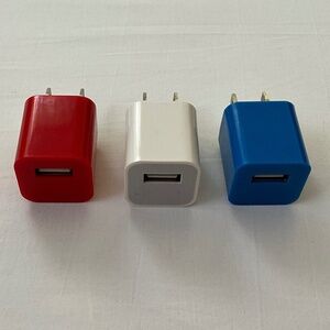 LOT/Three USB Power Adapter Charging Blocks